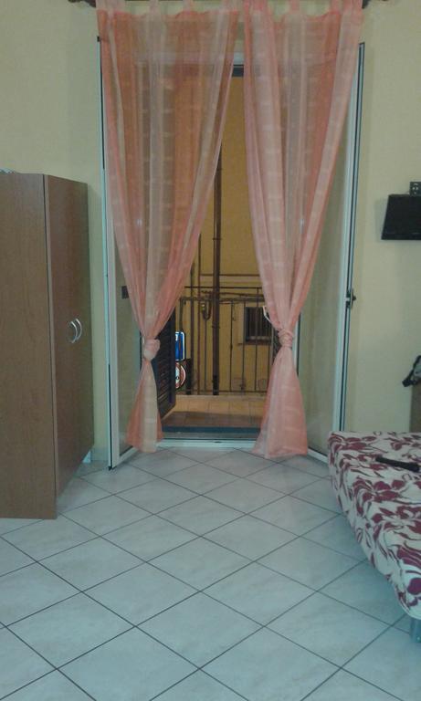 Lina House Apartment จีอาร์ดีนี นักซอส ภายนอก รูปภาพ
